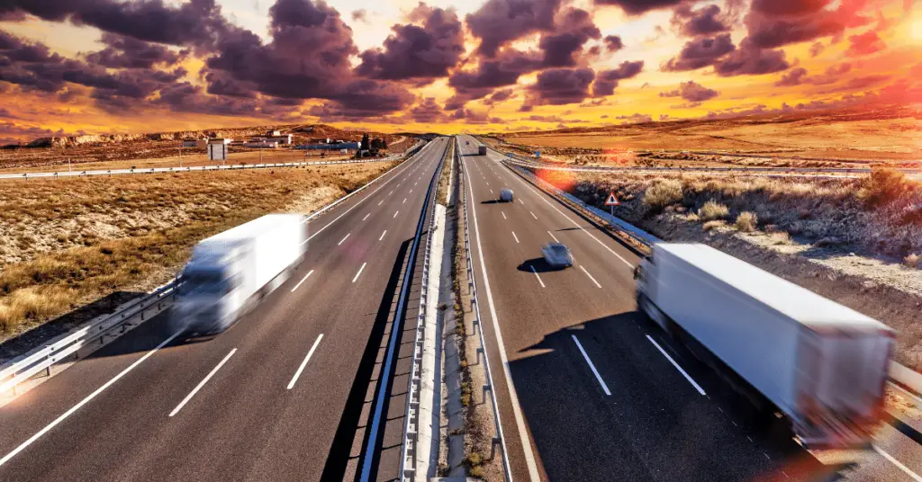 93.-Montarea-GPS-ului-de-urmarire-auto-–-un-pas-esential-pentru-eficientizarea-activitatii-firmelor-cu-flote-auto